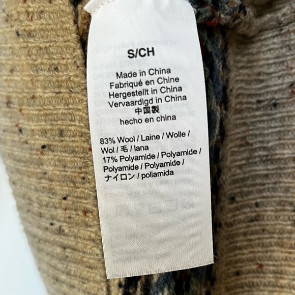 *SOLD* Crew Men’s Fair Isle Lambswool Blend Crew Neck Sweater Small - Picture 6 of 7